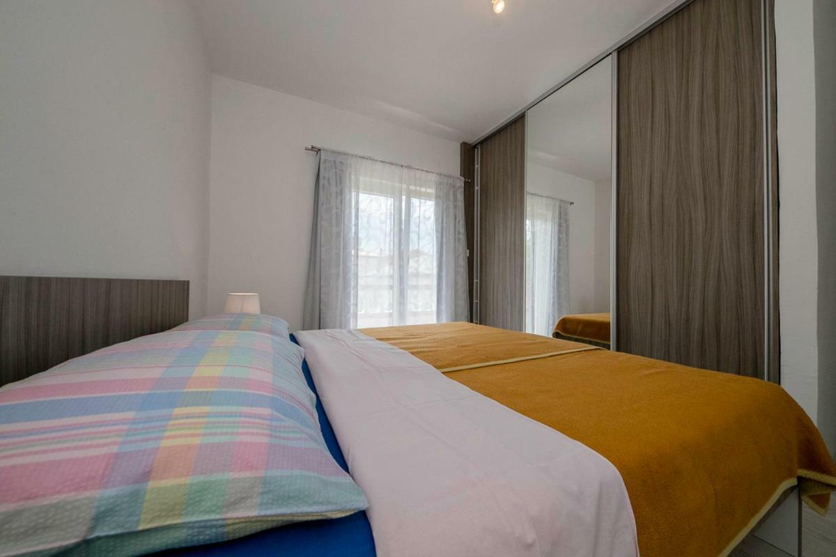 Apartman Jasmina Banjol Zewnętrze zdjęcie